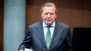 Gerhard Schröder wirft Ukraine »Säbelrasseln« vor - DER SPIEGEL