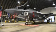 F-35-Jets: Christine Lambrecht kann Zweifler beim Kampfjet-Kauf auf Kurs bringen - DER SPIEGEL