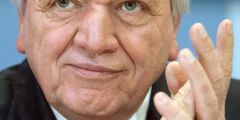 Landtag: Mit schwarz-grüner Disziplin bleibt Bouffier Regierungschef
