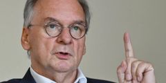 Sachsen-Anhalts Ministerpräsident Haseloff tritt wieder an