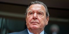SPD tilgt Schröder aus ihrer Ruhmeshalle - das finden nicht alle Genossen gut